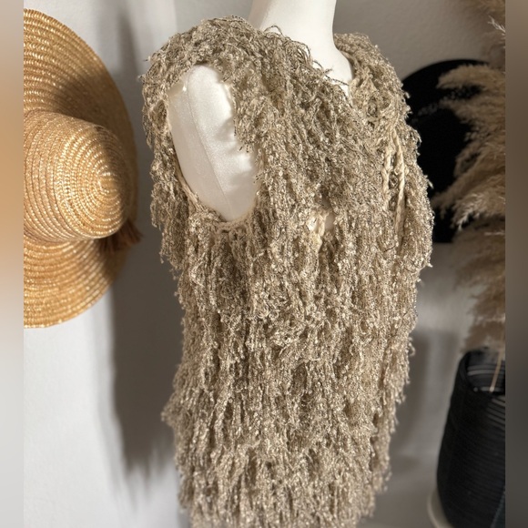 Fringe Vest - Picture 2 of 5